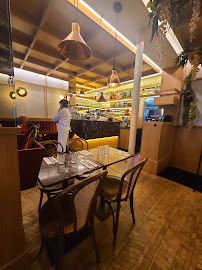Atmosphère du Restaurant Les Amours in paris - n°17
