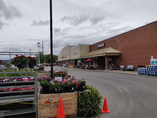 Grocery Store «Jewel-Osco», reviews and photos, 1156 Maple Ave, Lisle, IL 60532, USA