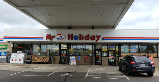 Mega Holiday Stationstore, 2806 Golf Rd, Eau Claire, WI 54701, USA, 