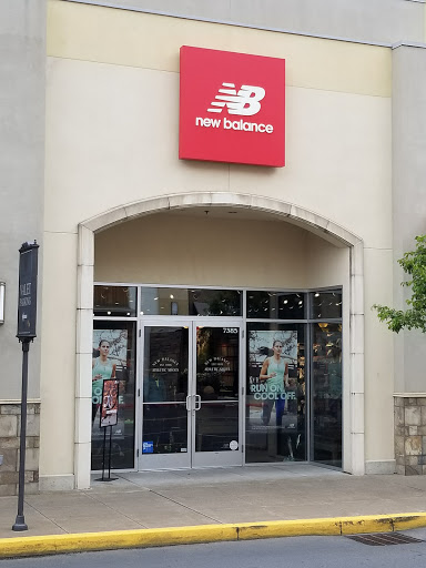 Shoe Store «New Balance Portland», reviews and photos, 7385 SW Bridgeport Rd, Tigard, OR 97224, USA