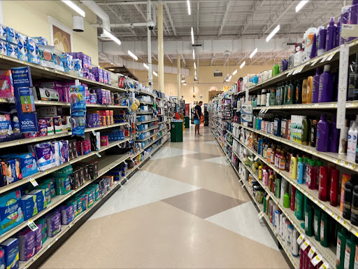 Grocery Store «Lowes Foods of Ocean Isle Beach», reviews and photos, 6278 Beach Dr SW #5, Ocean Isle Beach, NC 28469, USA