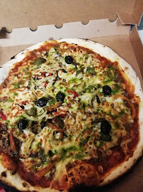 Plats et boissons du Pizzeria le camion a pizza feux de bois à Bandol - n°8