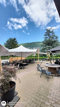 Atmosphère du Restaurant Le Chalet - Pub Savoyard à Novalaise - n°8