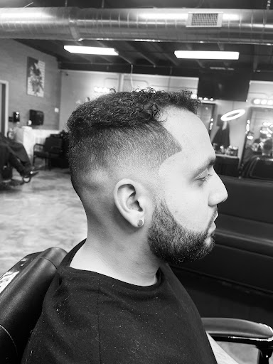 Barber Shop «The Art of Fadez Barber Shop», reviews and photos, 727 N Addison Rd, Villa Park, IL 60181, USA