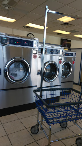 Laundromat «Suzi Sudz LLC», reviews and photos, 810 Carlisle St, Hanover, PA 17331, USA
