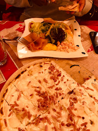 Tarte flambée du Restaurant français Taverne Sainte Odile à Obernai - n°3