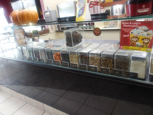 Ice Cream Shop «Cold Stone Creamery», reviews and photos, 10417 Gravelly Lake Dr SW A, Lakewood, WA 98499, USA