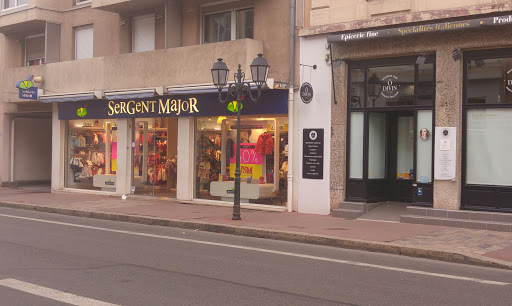Stores to buy children's clothing Lyon
