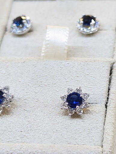 Jewelry Store «Quest Fine Jewelers», reviews and photos, 8430 Lee Hwy, Fairfax, VA 22031, USA