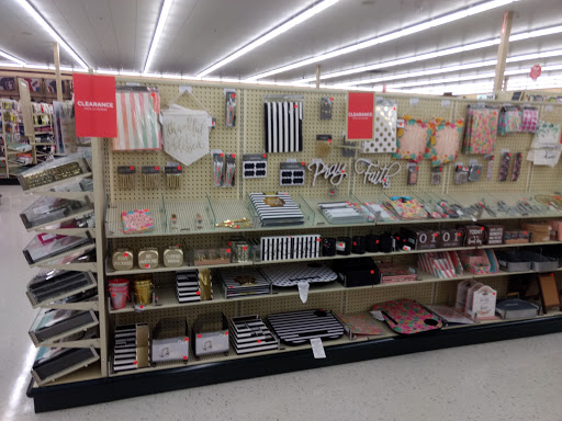 Christian Book Store «Mardel Christian & Education», reviews and photos, 2710 N Greenwich Rd, Wichita, KS 67226, USA