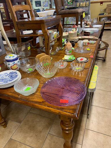 Consignment Shop «Seconds City Consignment Home Furnishings», reviews and photos