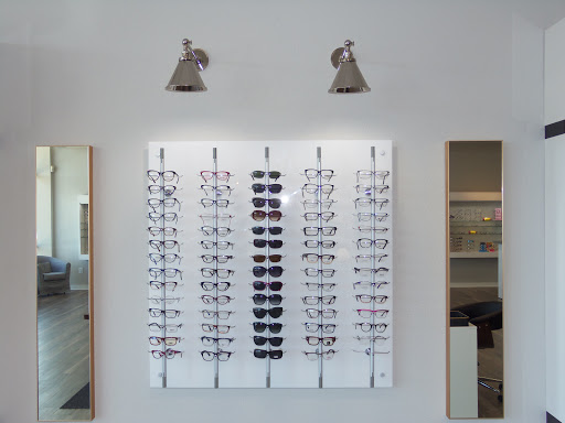 Optician «Real Optics - One Hour Optical», reviews and photos, 4100 University Ave #106, West Des Moines, IA 50266, USA