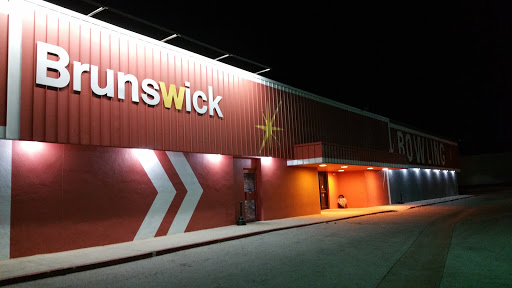 Bowling Alley «Brunswick Zone Thousand Oaks Bowl», reviews and photos, 4330 Thousand Oaks, San Antonio, TX 78217, USA