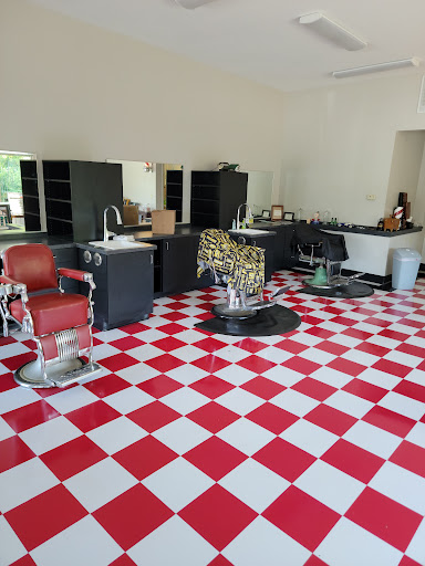 Barber Shop «Biltmore Barber Shop», reviews and photos, 4 Brook St, Asheville, NC 28803, USA