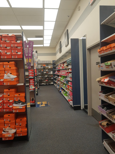 Shoe Store «Rack Room Shoes», reviews and photos, 1985 E Main St #1, Spartanburg, SC 29307, USA