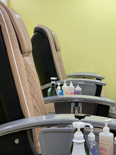 Nail Salon «J V Nail Salon», reviews and photos, 108 Highbridge St, Fayetteville, NY 13066, USA