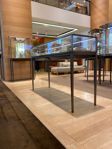 Jewelry Store «Cartier», reviews and photos, 370 N Rodeo Dr, Beverly Hills, CA 90210, USA