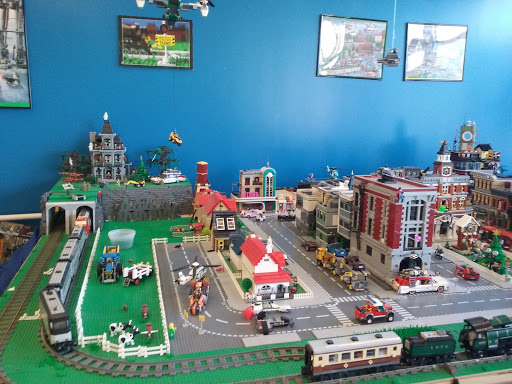 Toy Store «Bricks and Minifigs», reviews and photos, 1173 Queen St, Southington, CT 06489, USA