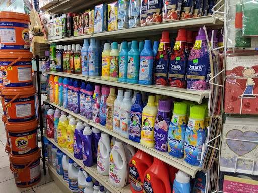 Latin American Restaurant «Arco Iris Latino Market», reviews and photos, 6111 Staples Mill Rd, Richmond, VA 23228, USA