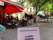 Atmosphère du Restaurant Terrasse Sainte Catherine à Paris - n°6