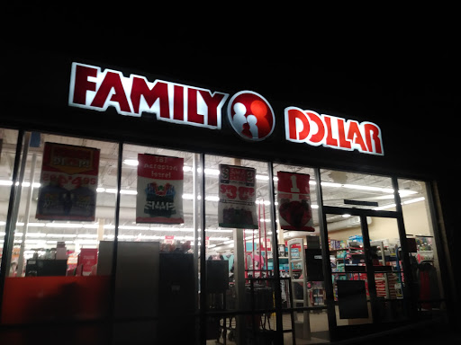 Dollar Store «FAMILY DOLLAR», reviews and photos, 8400 W Colfax Ave, Lakewood, CO 80215, USA
