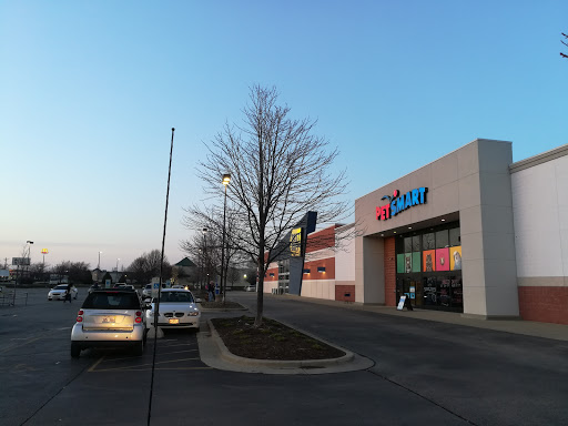 Pet Supply Store «PetSmart», reviews and photos, 1460 Koester Rd, Forsyth, IL 62535, USA