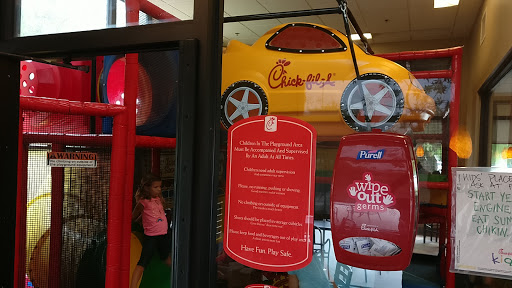 Fast Food Restaurant «Chick-fil-A», reviews and photos, 24180 Magic Mountain Pkwy, Santa Clarita, CA 91355, USA