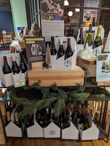 Wine Store «Dedalus Wine Shop, Market & Wine Bar», reviews and photos, 388 Pine St, Burlington, VT 05401, USA