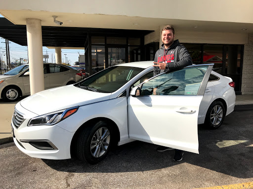 Used Car Dealer «Enterprise Car Sales», reviews and photos, 13200 Brookpark Rd, Cleveland, OH 44135, USA