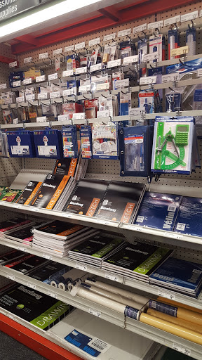 Office Supply Store «Staples», reviews and photos, 91-30 Van Wyck Expy, Jamaica, NY 11418, USA