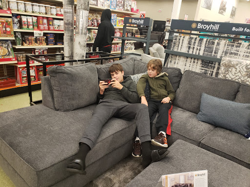 Discount Store «Big Lots», reviews and photos, 942 Happy Valley Rd, Glasgow, KY 42141, USA