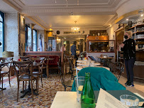 Atmosphère du Restaurant Chez Friloux à Montrouge - n°1