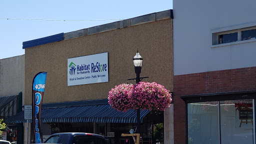 Building Materials Store «Lebanon Area Habitat for Humanity & Restore», reviews and photos, 566 S Main St, Lebanon, OR 97355, USA