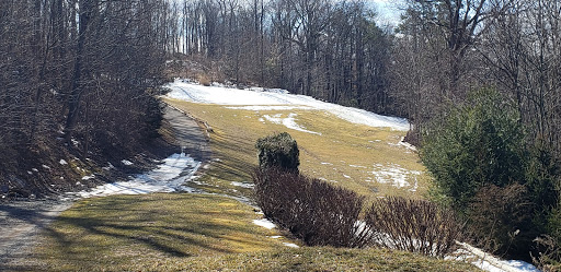 Golf Driving Range «Miner Hills Golf Course & Driving Range», reviews and photos, 80 Miner Hills Dr, Middletown, CT 06457, USA