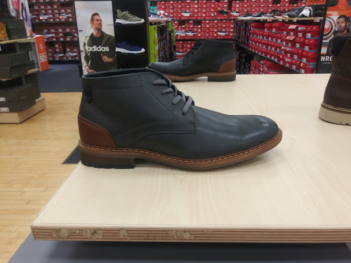 Shoe Store «Rack Room Shoes», reviews and photos, 9600 S Interstate Hwy 35 N100, Austin, TX 78748, USA