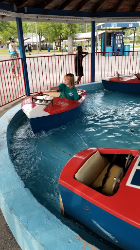 Amusement Park «Lake Winnepesaukah Amusement Park», reviews and photos, 1730 Lakeview Dr, Rossville, GA 30741, USA