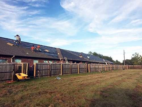 Raymond Hardin Roofing Co in Gilmer, Texas