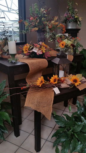 Florist «Parkview Gardens Florist & Greenhouse», reviews and photos, 1925 W Randolph St, St Charles, MO 63301, USA
