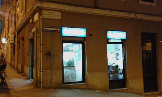 Piazza Edmondo Puecher, 8/B, 34100 Trieste TS, Italia