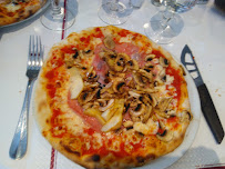 Pizza du Restaurant italien Nieli à Paris - n°11