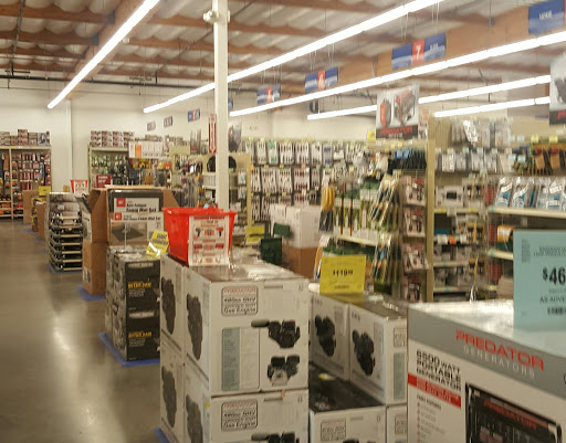 Hardware Store «Harbor Freight Tools», reviews and photos, 2001 Solano Ave, Vallejo, CA 94590, USA