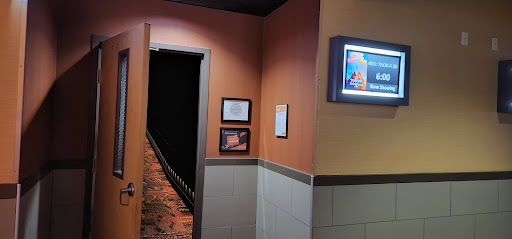 Movie Theater «Regal Cinemas Stonecrest at Piper Glen 22 & IMAX», reviews and photos, 7824 Rea Rd, Charlotte, NC 28277, USA