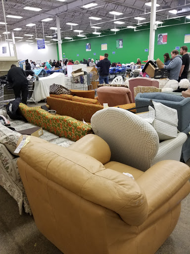 Thrift Store «Goodwill Outlet», reviews and photos, 294 Lincoln Hwy, North Versailles, PA 15137, USA