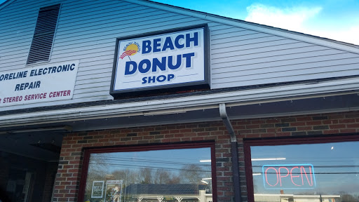 Bakery «Beach Donut Shop», reviews and photos, 344 E Main St, Clinton, CT 06413, USA
