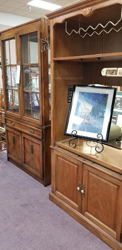 Thrift Store «Threads Of Hope Thrift Store», reviews and photos, 230 Woodmere Mall, Crossville, TN 38555, USA