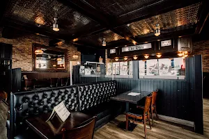 The Glen Scottish Pub & Restaurant image