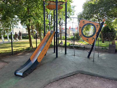 Aire de jeux du Parc Richelieu à Calais