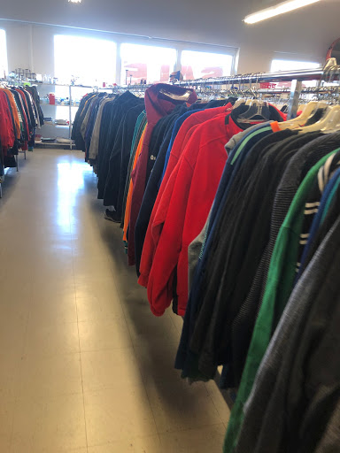 Thrift Store «Thrift Center Thrift Store», reviews and photos, 1060 El Camino Real, San Carlos, CA 94070, USA