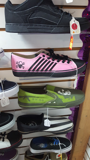 Shoe Store «Heel & Sole Shoes», reviews and photos, 708 Mangrove Ave, Chico, CA 95926, USA