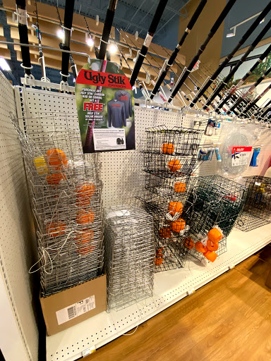 Marine Supply Store «West Marine», reviews and photos, 595 E Ordnance Rd, Glen Burnie, MD 21060, USA